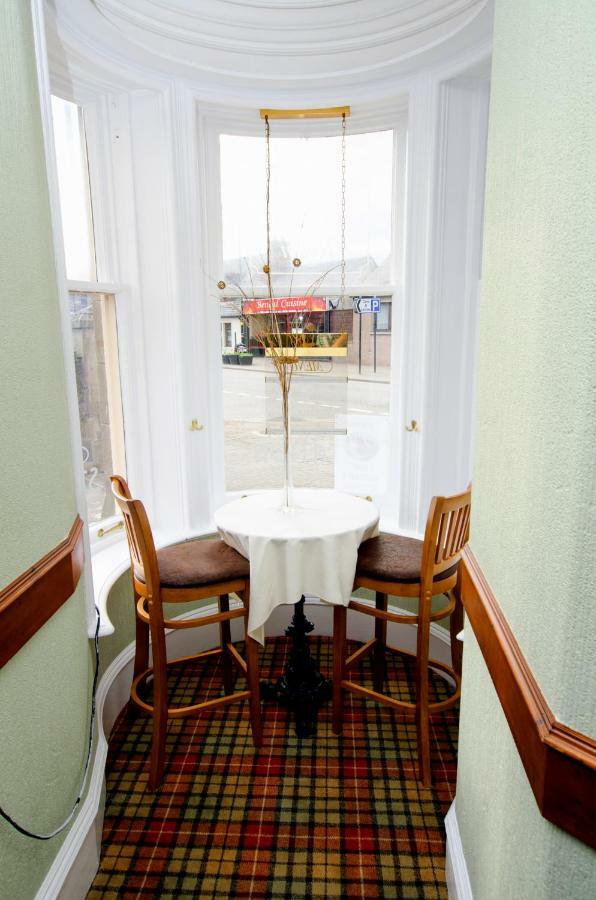 The Station Hotel Alness Exterior photo